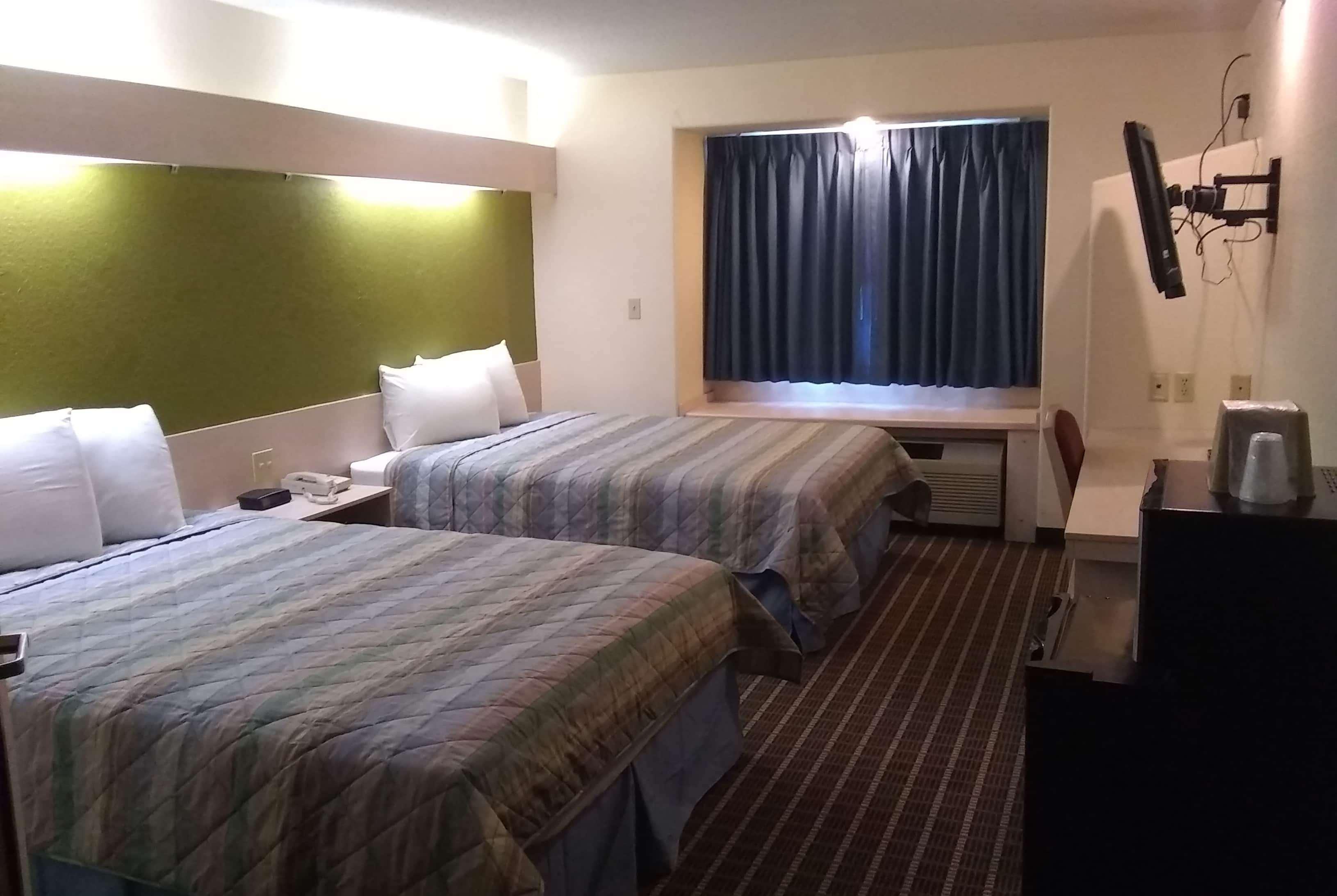 Travelodge By Wyndham Chadron Exteriör bild