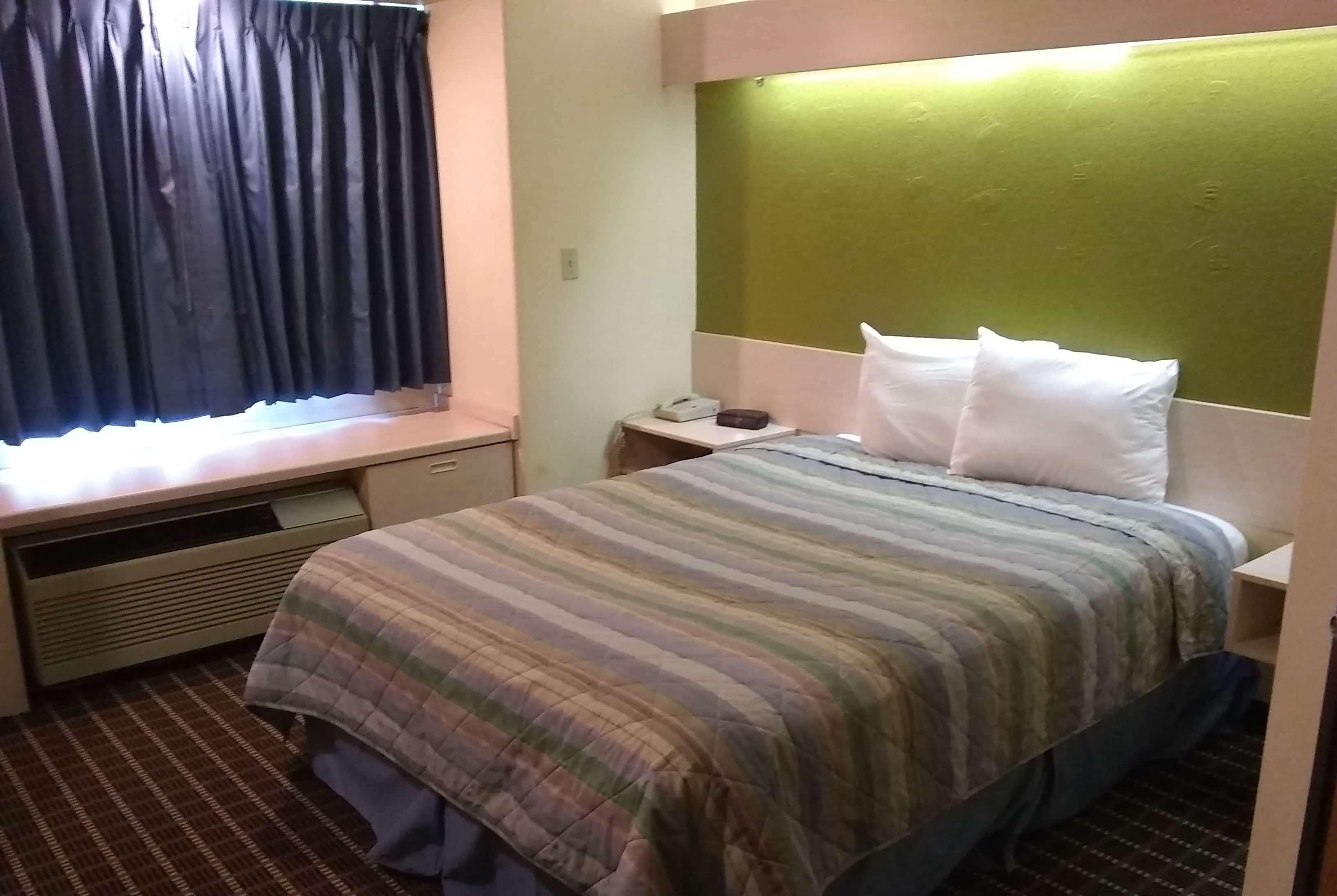 Travelodge By Wyndham Chadron Exteriör bild
